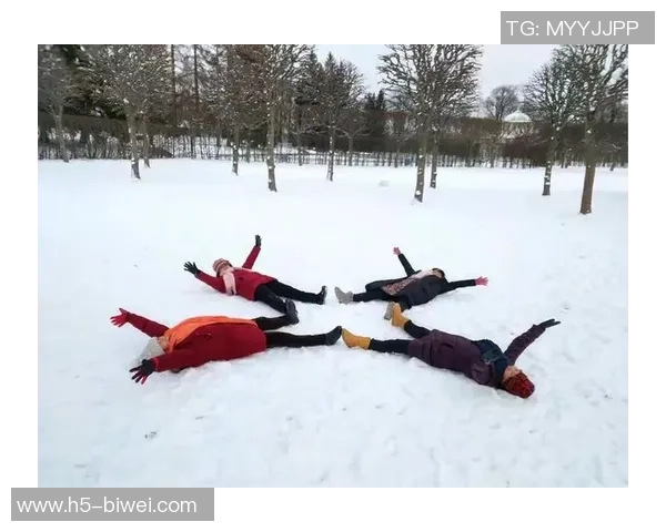 秋裤与足球的奇妙碰撞如何在寒冷季节中点燃热情与活力